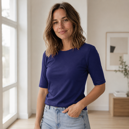 Camiseta Básica Edda – Entallada y de Corte Suave